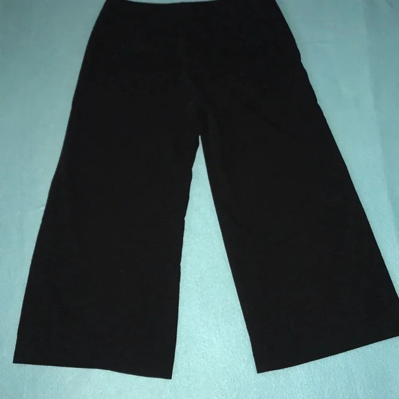 DRESSBARN wide leg black crop pants 4 pockets size 8 - Picture 2 of 10
